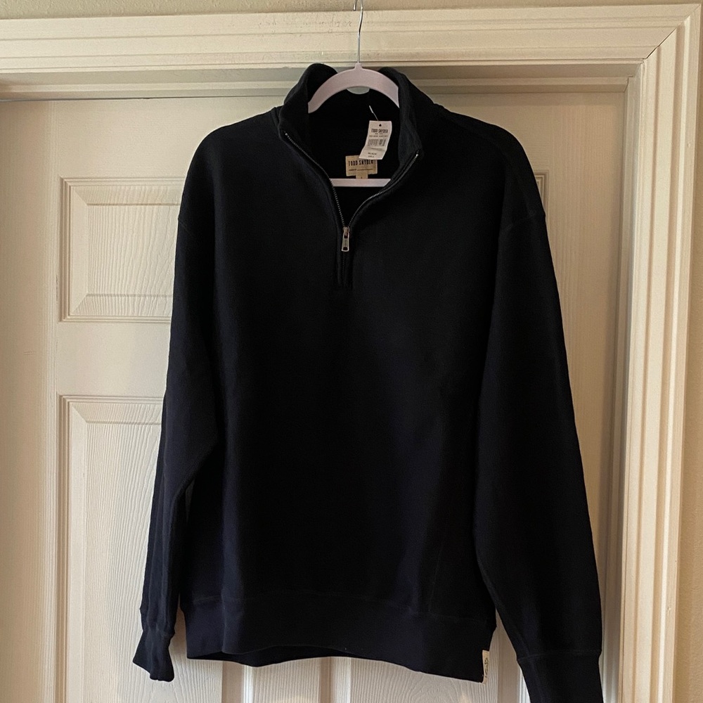 Todd Snyder Black Fleece Zip Mock Sweatshirt Sz L.  NWT
